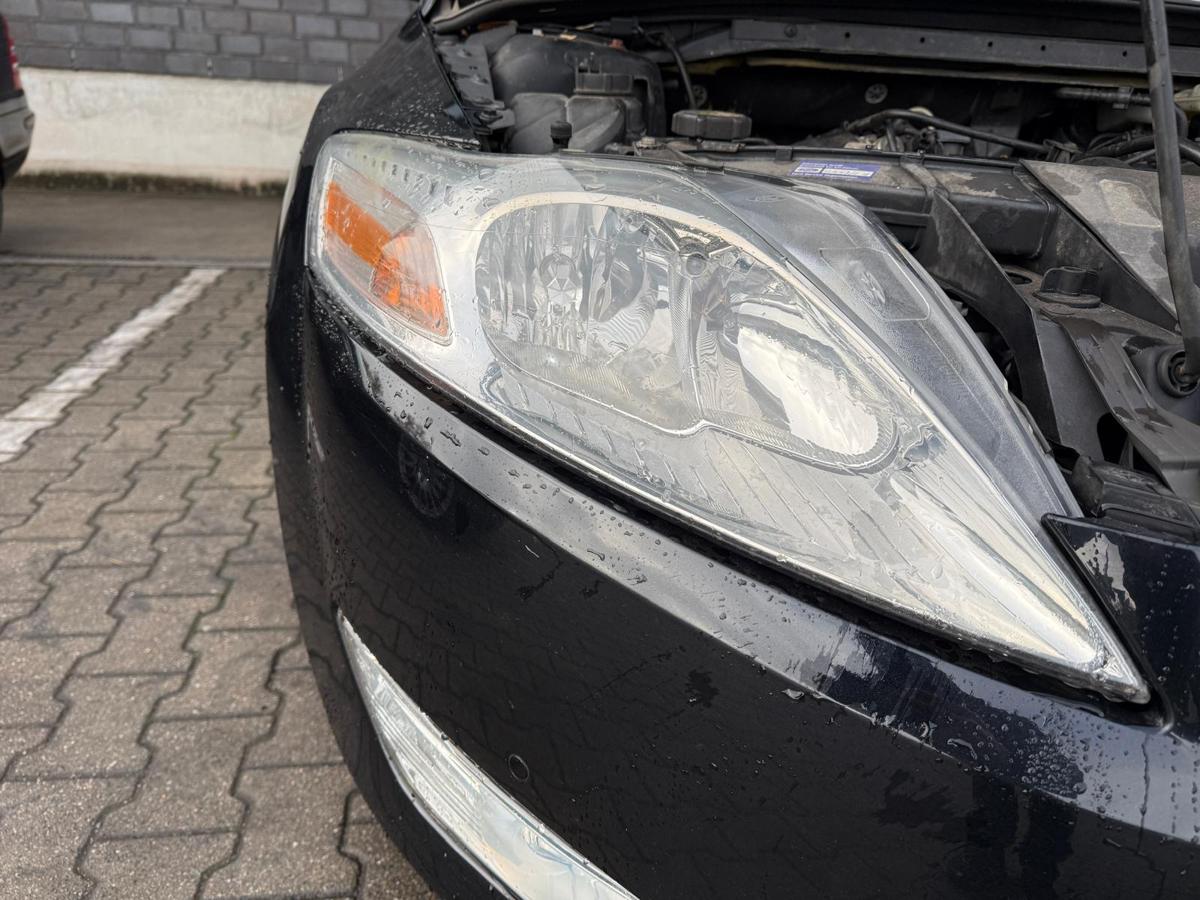 Ford Mondeo BA7 original Scheinwerfer rechts Halogen BJ09